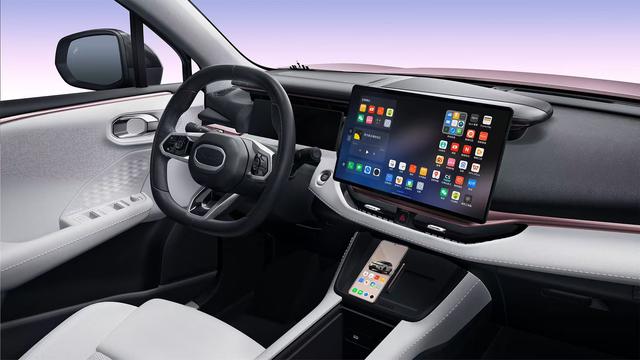 領(lǐng)克06實(shí)戰(zhàn)見真章，10萬出頭的SUV憑啥這么安全？-有駕