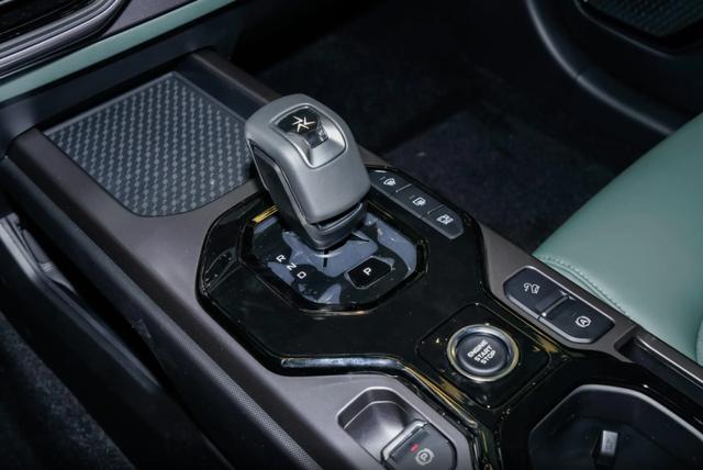 年內(nèi)上市？解讀吉利新車(chē)型&ldquo;牛仔&rdquo;，不一樣的吉利ICON-有駕