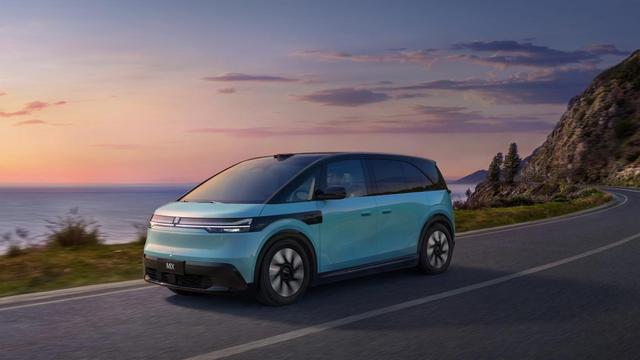 把未來開進(jìn)現(xiàn)實(shí)的車，9+N空間場(chǎng)景模式，極氪MIX專為家庭用戶打造-有駕