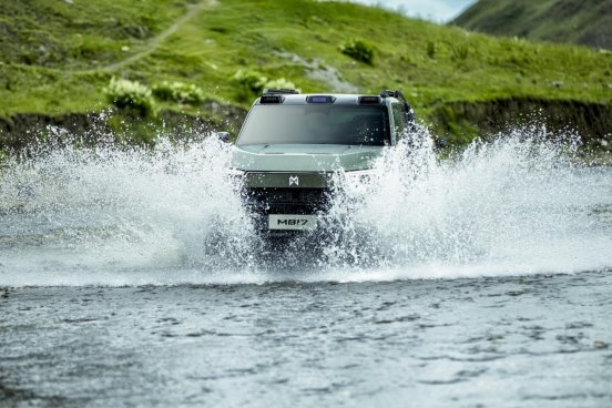 標(biāo)配50.4度寧德時代驍遙電池，猛士M817 Max+版36.99萬上市