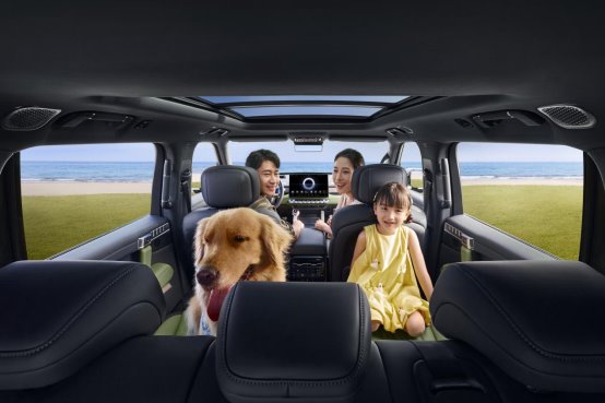 標(biāo)配50.4度寧德時代驍遙電池，猛士M817 Max+版36.99萬上市