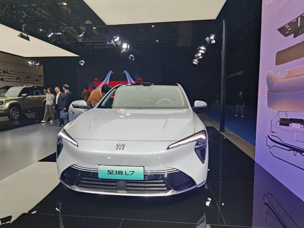 正確打開進博會：看熱鬧是海外車企，看門道是中國科技